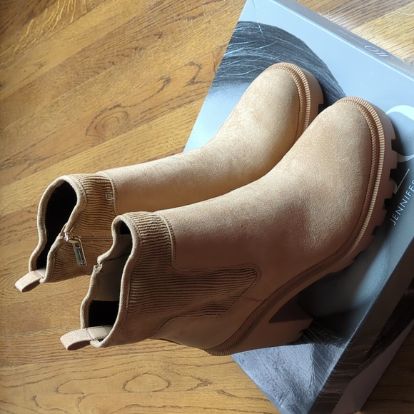 JLO Jennifer Lopez Emalee Bootie Chunky Platform Boot Women's Size 10 In Cashew - Picture 12 of 16